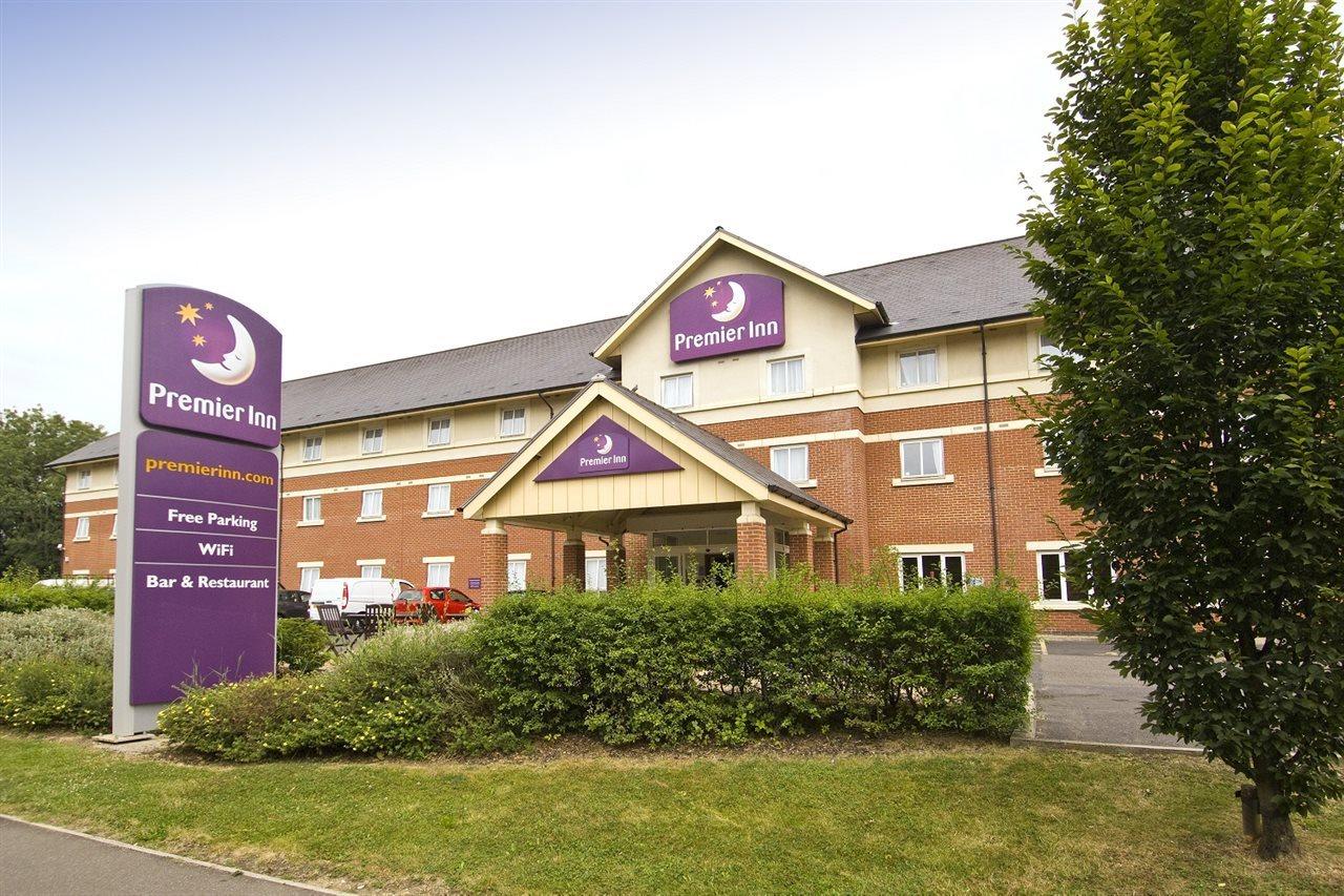 Premier Inn Gatwick Crawley Town West Екстер'єр фото