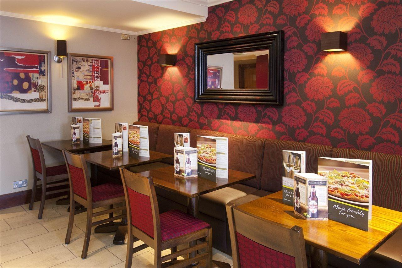 Premier Inn Gatwick Crawley Town West Екстер'єр фото